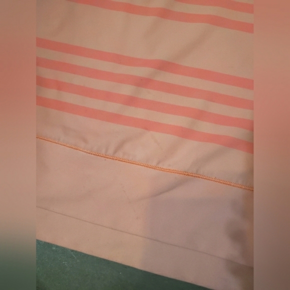 Lululemon Run: Warm Up Crew. Orange and pink. Stripes. Size 6. - Picture 7 of 14